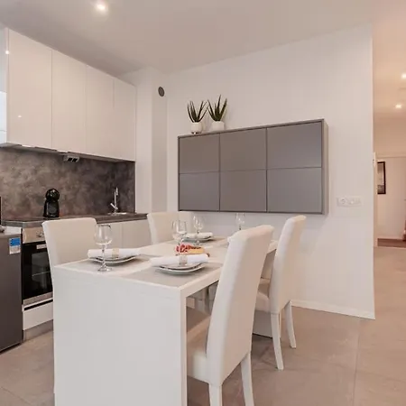 Ida Apartment *